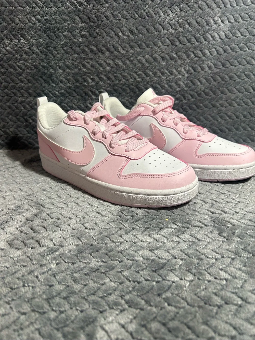 Nike classic low
